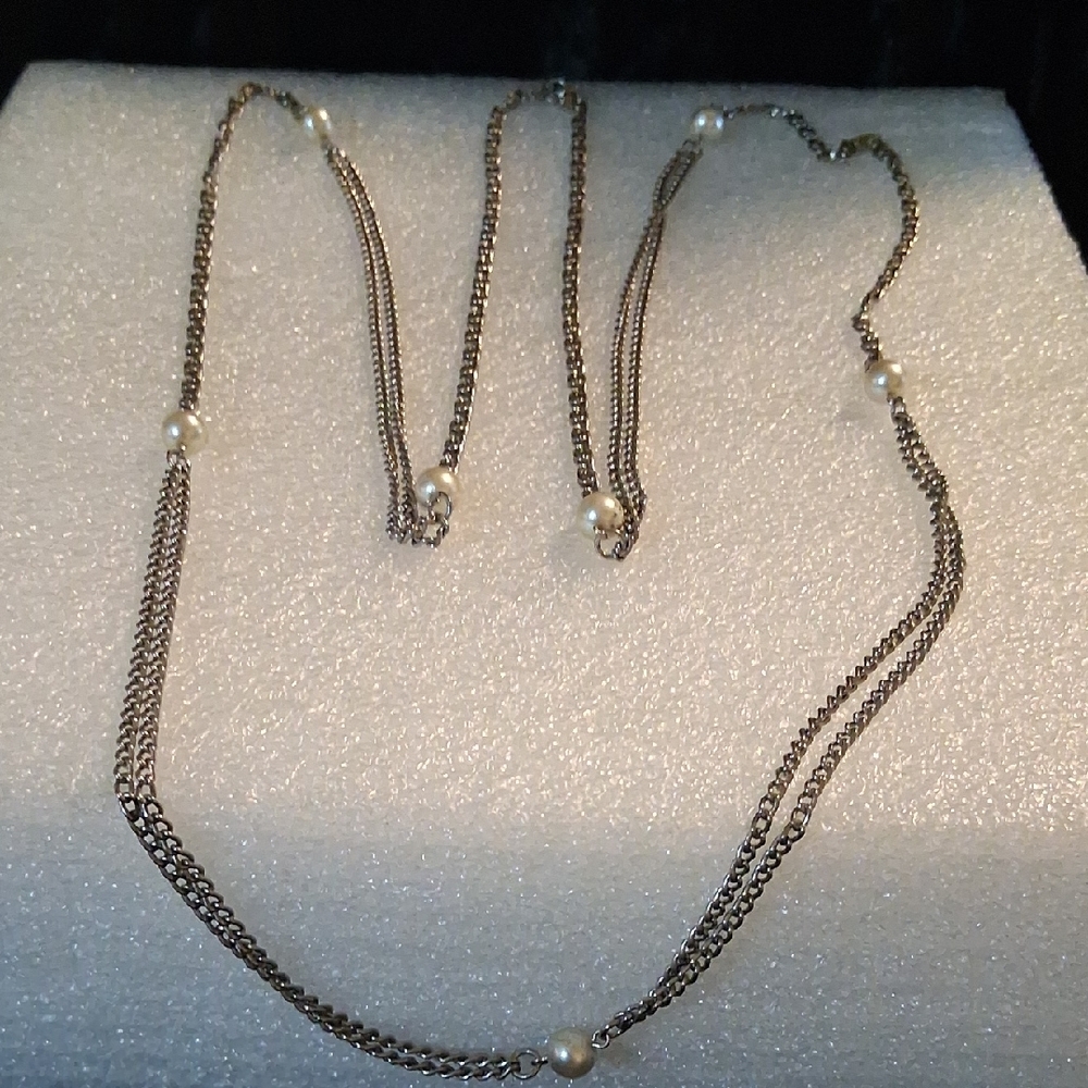 Vintage Silver Pearl Necklace